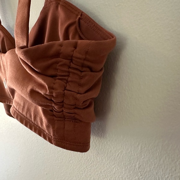 Alo Airbrush Cinch Bra Small Rust EUC - Picture 6 of 9